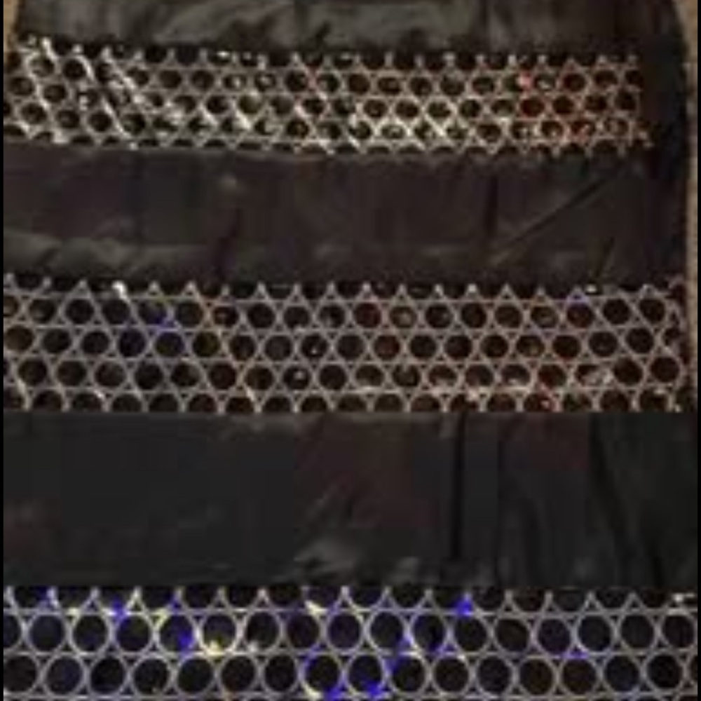 Elegant NEW sparkly sequin shower curtian NO smoke/smells/pets
